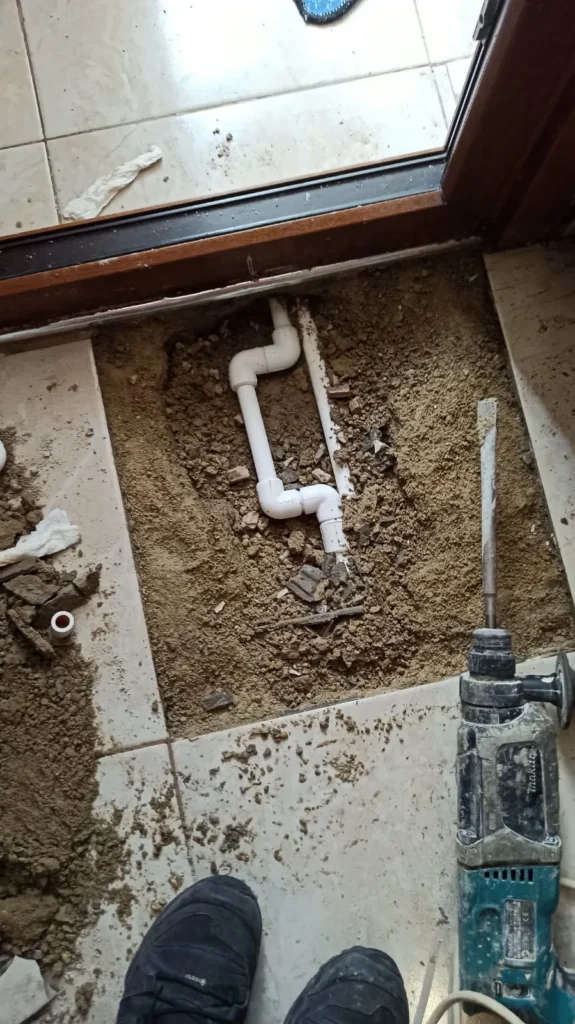su tesisatı tamiratı ve temiz su borusu yenileme